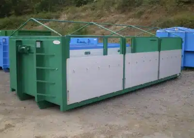 Plateau spécifique avec ridelles rabattables et amovibles en aluminium